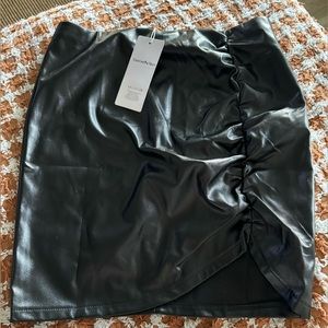 Canton Walker Faux Leather Skirt Size S